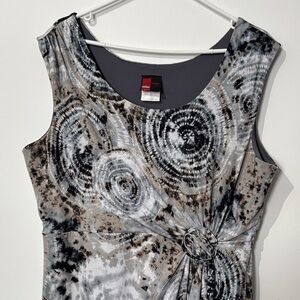 Vin Rouge Stylish Gray and White Dress